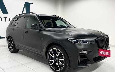 BMW X7, 2021 год, 9 350 000 рублей, 2 фотография