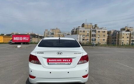 Hyundai Solaris II рестайлинг, 2013 год, 1 050 000 рублей, 2 фотография