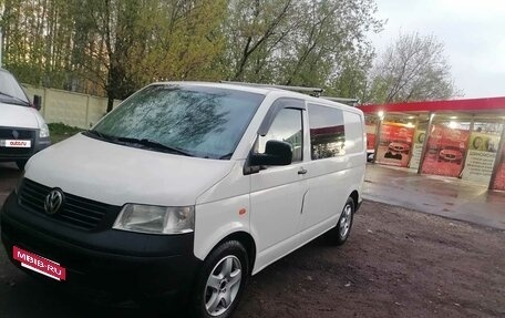 Volkswagen Transporter T5 рестайлинг, 2003 год, 750 000 рублей, 2 фотография
