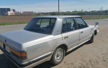 Toyota Crown, 1985 год, 299 999 рублей, 3 фотография