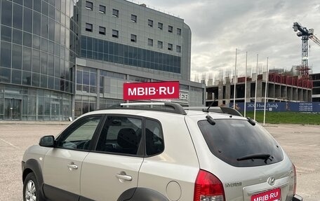 Hyundai Tucson III, 2008 год, 777 000 рублей, 3 фотография