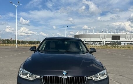 BMW 3 серия, 2017 год, 2 350 000 рублей, 3 фотография