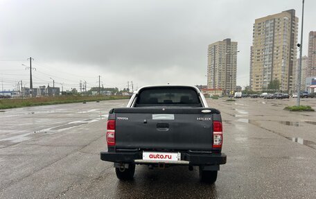 Toyota Hilux VII, 2015 год, 1 999 000 рублей, 5 фотография