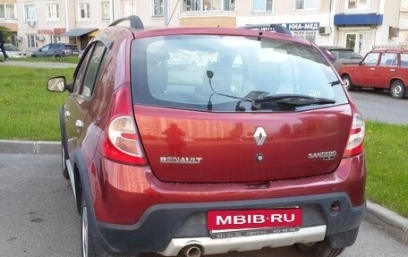 Renault Sandero I, 2012 год, 697 000 рублей, 2 фотография