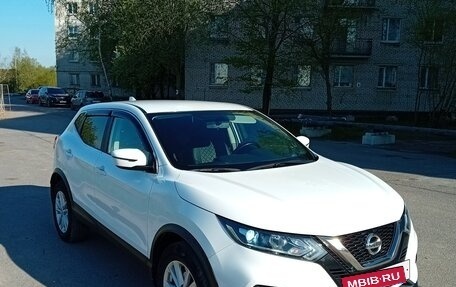 Nissan Qashqai, 2020 год, 2 350 000 рублей, 2 фотография