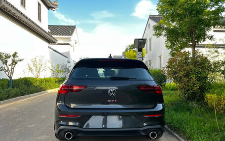 Volkswagen Golf GTI, 2022 год, 2 740 000 рублей, 2 фотография