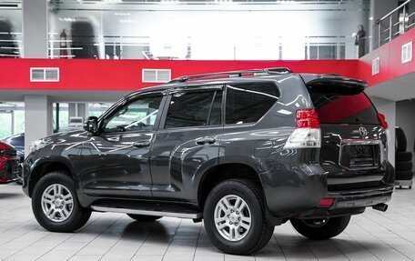 Toyota Land Cruiser Prado 150 рестайлинг 2, 2011 год, 2 199 000 рублей, 4 фотография
