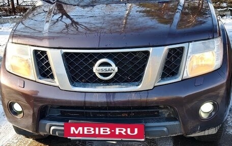 Nissan Navara (Frontier), 2012 год, 1 550 000 рублей, 2 фотография