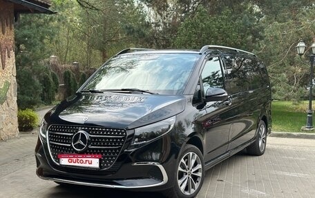 Mercedes-Benz V-Класс, 2021 год, 13 600 000 рублей, 2 фотография