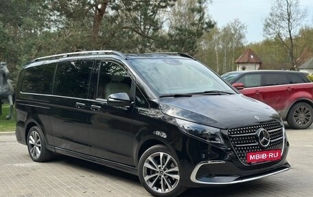 Mercedes-Benz V-Класс, 2021 год, 13 600 000 рублей, 4 фотография