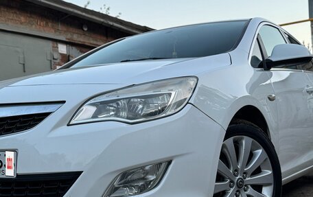 Opel Astra J, 2012 год, 650 000 рублей, 2 фотография
