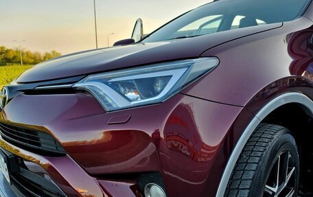 Toyota RAV4, 2017 год, 2 189 000 рублей, 3 фотография