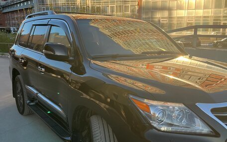 Lexus LX III, 2013 год, 3 фотография