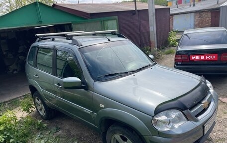 Chevrolet Niva I рестайлинг, 2014 год, 670 000 рублей, 4 фотография