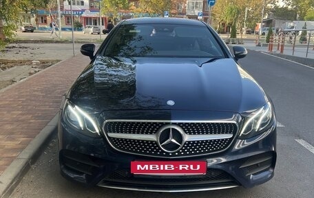 Mercedes-Benz E-Класс, 2017 год, 2 850 000 рублей, 2 фотография