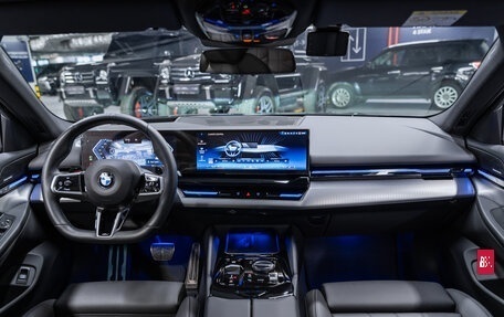 BMW 5 серия, 2024 год, 8 100 000 рублей, 2 фотография