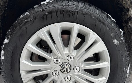 Volkswagen Caravelle T6 рестайлинг, 2020 год, 4 600 000 рублей, 2 фотография