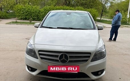 Mercedes-Benz B-Класс, 2012 год, 840 000 рублей, 3 фотография