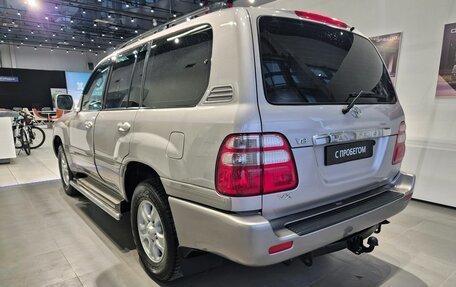 Toyota Land Cruiser 100 рестайлинг 2, 2005 год, 2 100 000 рублей, 6 фотография