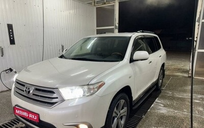 Toyota Highlander III, 2012 год, 2 600 000 рублей, 1 фотография
