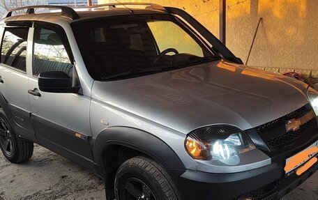 Chevrolet Niva I рестайлинг, 2019 год, 870 000 рублей, 4 фотография