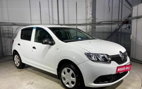 Renault Sandero II рестайлинг, 2017 год, 686 000 рублей, 3 фотография
