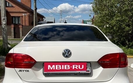 Volkswagen Jetta VI, 2012 год, 895 000 рублей, 2 фотография