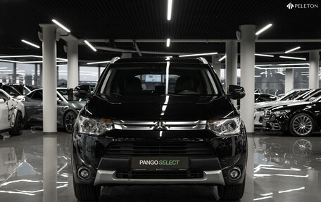 Mitsubishi Outlander III рестайлинг 3, 2014 год, 1 415 000 рублей, 3 фотография