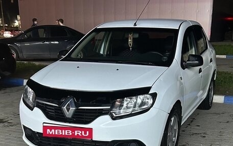 Renault Logan II, 2014 год, 600 000 рублей, 3 фотография
