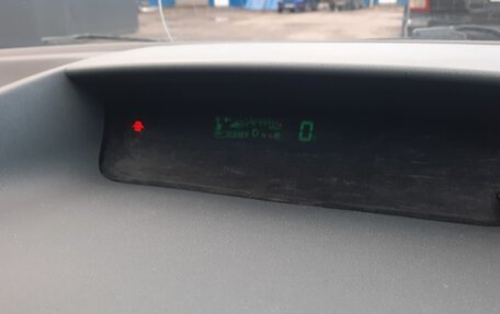 Toyota Opa I рестайлинг, 2001 год, 675 000 рублей, 5 фотография