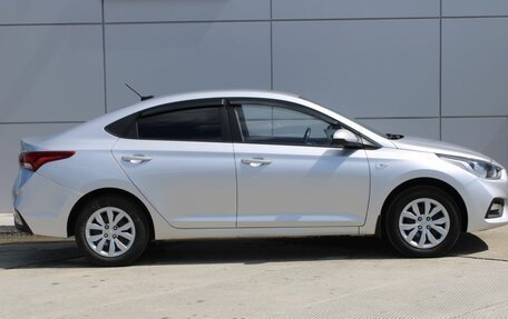 Hyundai Solaris II рестайлинг, 2019 год, 1 490 000 рублей, 5 фотография