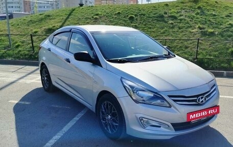 Hyundai Solaris II рестайлинг, 2014 год, 1 100 000 рублей, 2 фотография