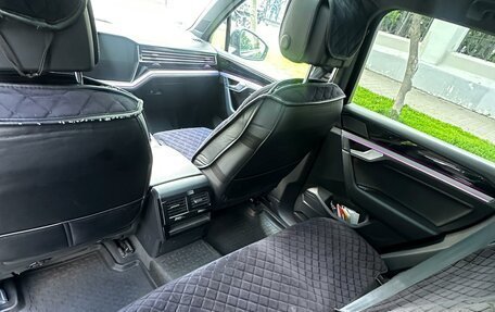 Volkswagen Touareg III, 2018 год, 6 000 000 рублей, 2 фотография