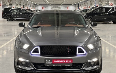 Ford Mustang VI рестайлинг, 2016 год, 2 600 000 рублей, 6 фотография