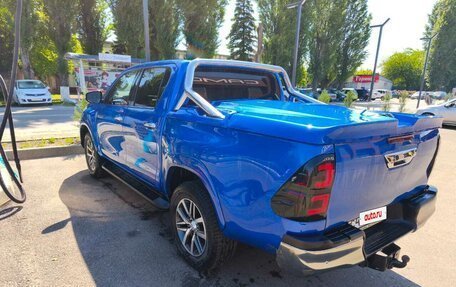 Toyota Hilux VIII, 2017 год, 3 650 000 рублей, 5 фотография