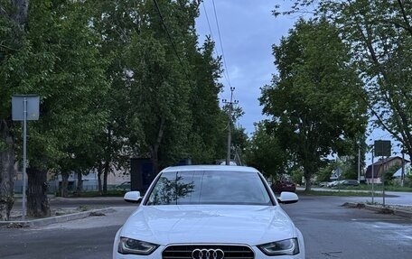 Audi A4, 2014 год, 1 570 000 рублей, 4 фотография