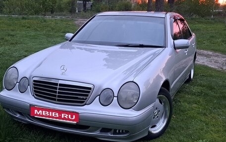 Mercedes-Benz E-Класс, 2000 год, 1 000 000 рублей, 2 фотография