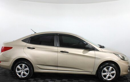 Hyundai Solaris II рестайлинг, 2011 год, 425 000 рублей, 4 фотография