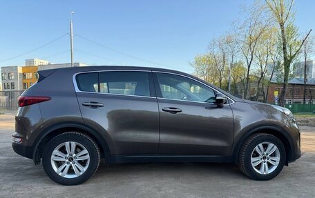 KIA Sportage IV рестайлинг, 2018 год, 1 900 000 рублей, 3 фотография
