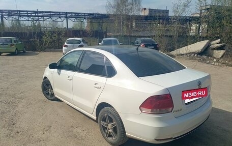 Volkswagen Polo VI (EU Market), 2011 год, 400 000 рублей, 3 фотография