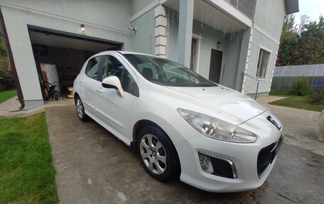Peugeot 308 II, 2011 год, 540 000 рублей, 3 фотография