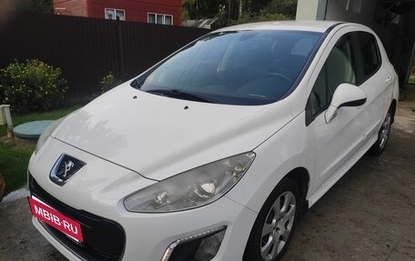 Peugeot 308 II, 2011 год, 540 000 рублей, 2 фотография