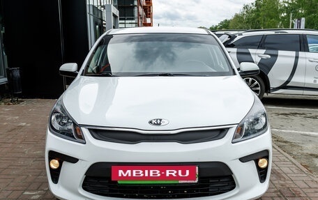 KIA Rio IV, 2018 год, 1 340 000 рублей, 8 фотография