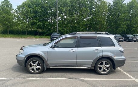 Mitsubishi Outlander III рестайлинг 3, 2006 год, 600 000 рублей, 2 фотография