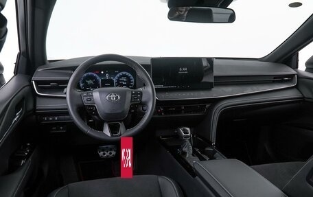 Toyota Camry, 2024 год, 4 200 000 рублей, 6 фотография