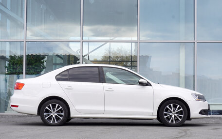 Volkswagen Jetta VI, 2014 год, 1 140 000 рублей, 4 фотография