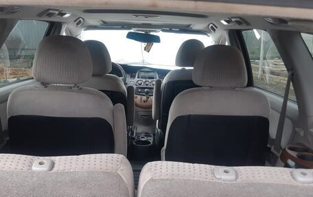 Mitsubishi Grandis, 2004 год, 850 000 рублей, 3 фотография