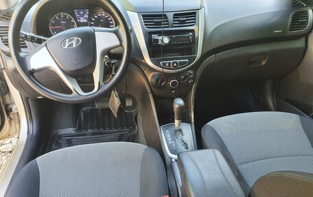 Hyundai Solaris II рестайлинг, 2012 год, 870 000 рублей, 8 фотография