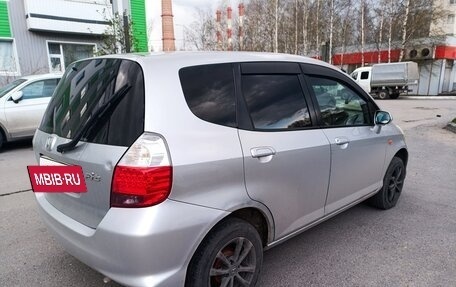 Honda Fit III, 2005 год, 450 000 рублей, 4 фотография