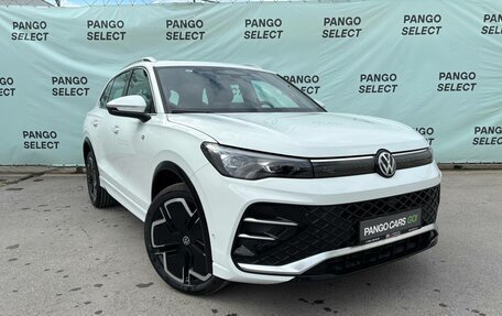 Volkswagen Tiguan, 2024 год, 4 700 000 рублей, 3 фотография